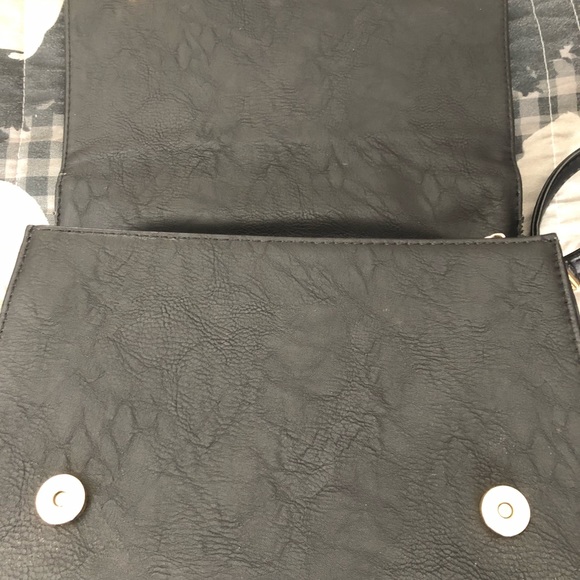 Purse - Picture 3 of 3